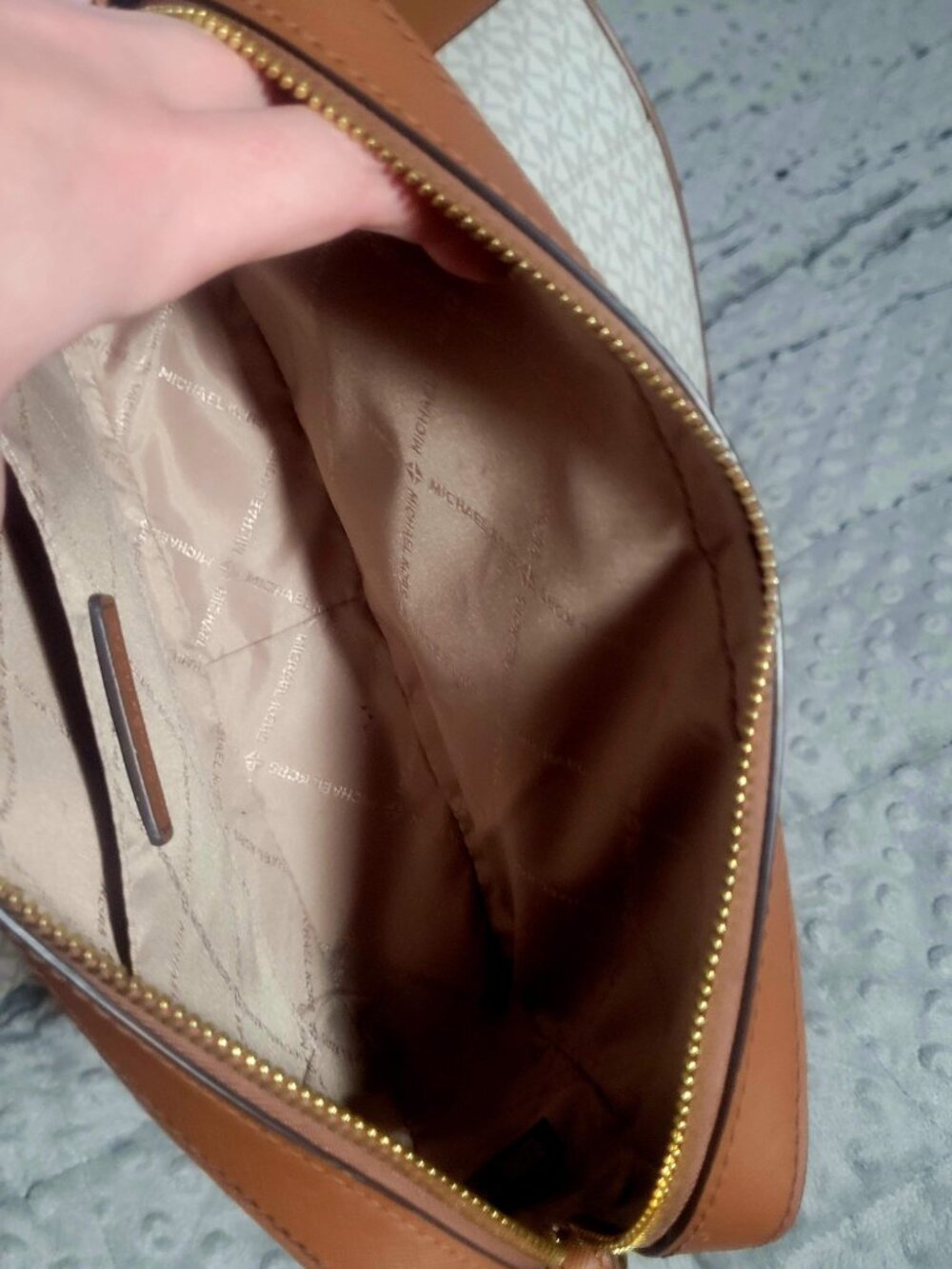 โจ NWT MICHAEL KORS LUXURY TRAVEL SET โจ - Picture 9 of 11